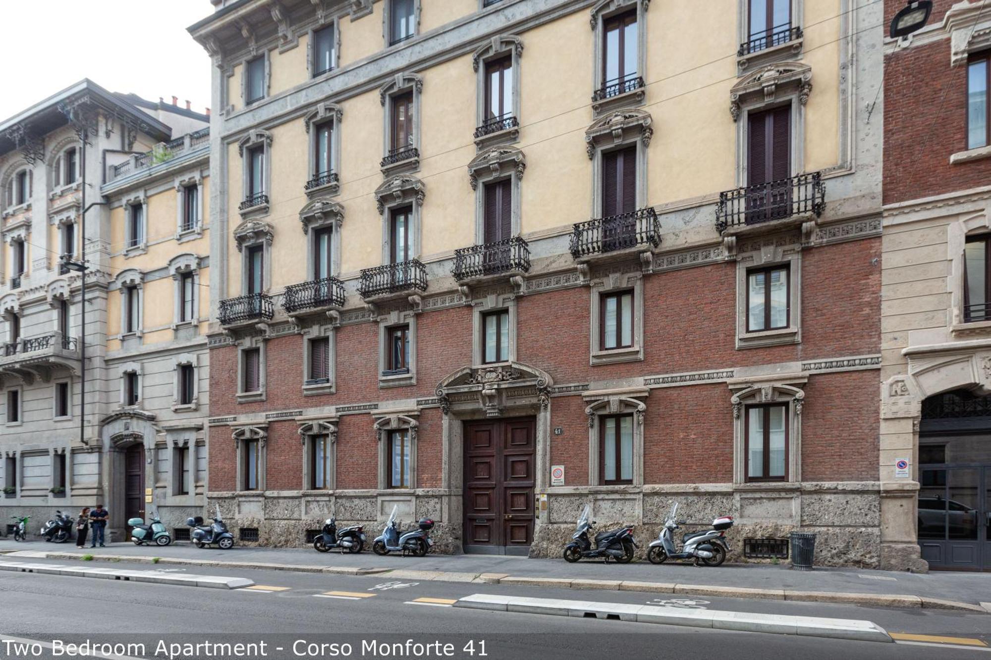 Brera In San Babila Milaan